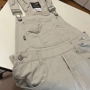 Squeeze Shorts Jumper - Medium